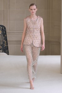Giambattista Valli Spring 2025 Ready-to-Wear Collection at Paris Fashion Week