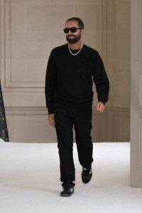 Giambattista Valli Spring 2025 Ready-to-Wear Collection at Paris Fashion Week