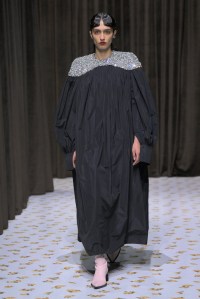 Jil Sander Spring 2025 Ready-To-Wear Collection at Milan Fashion Week