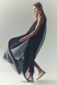 Lafayette 148 Spring 2025 Ready-to-Wear Collection at New York Fashion Week