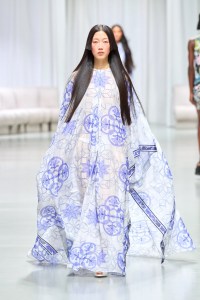 Leonard Paris Spring 2025 Ready-to-Wear Collection at Paris Fashion Week