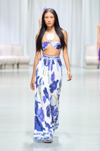 Leonard Paris Spring 2025 Ready-to-Wear Collection at Paris Fashion Week