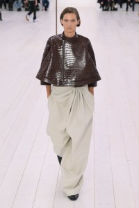 Loewe Spring 2025 Ready-to-Wear Collection at paris Fashion Week
