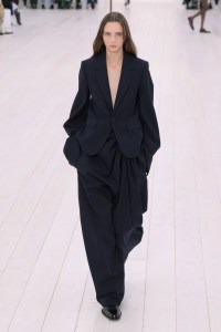 Loewe Spring 2025 Ready-to-Wear Collection at paris Fashion Week