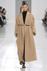 MaxMara Spring 2025 Ready-To-Wear Collection at Milan Fashion Week