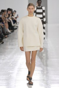 MaxMara Spring 2025 Ready-To-Wear Collection at Milan Fashion Week