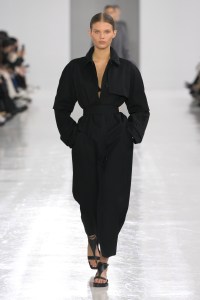 MaxMara Spring 2025 Ready-To-Wear Collection at Milan Fashion Week