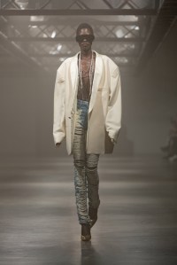 MM6 Maison Margiela 2025 Ready-To-Wear Collection at Milan Fashion Week