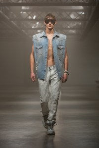MM6 Maison Margiela 2025 Ready-To-Wear Collection at Milan Fashion Week