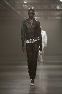 MM6 Maison Margiela 2025 Ready-To-Wear Collection at Milan Fashion Week