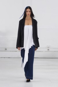 Mossi Spring 2025 ready-to-wear collection at Paris Fashion Week