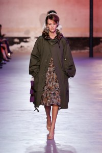 N°21 Spring 2025 Ready-To-Wear Collection at Milan Fashion Week