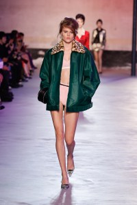 N°21 Spring 2025 Ready-To-Wear Collection at Milan Fashion Week