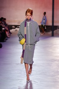 N°21 Spring 2025 Ready-To-Wear Collection at Milan Fashion Week