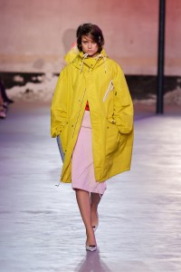 N°21 Spring 2025 Ready-To-Wear Collection at Milan Fashion Week