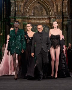Naeem Khan Spring 2025 Ready-to-Wear Collection at New York Fashion Week