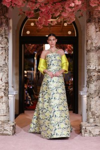 Nardos, Spring 2025, New York City, September 9 2024Nardos Spring 2025 Ready-to-Wear Collection at New York Fashion WeekNardos Spring 2025 Ready-to-Wear Collection at New York Fashion Week