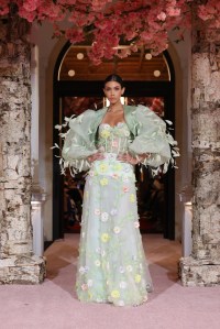 Nardos, Spring 2025, New York City, September 9 2024Nardos Spring 2025 Ready-to-Wear Collection at New York Fashion WeekNardos Spring 2025 Ready-to-Wear Collection at New York Fashion Week