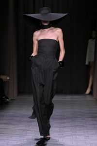 Nina Ricci Spring 2025 Ready-to-Wear Collection at Paris Fashion Week