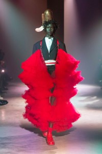 Noir Kei Ninomiya Spring 2025 ready-to-wear collection at Paris Fashion Week
