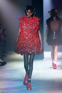 Noir Kei Ninomiya Spring 2025 ready-to-wear collection at Paris Fashion Week