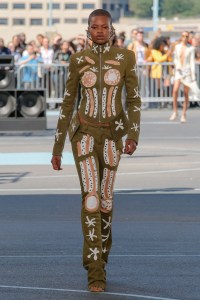 Off-White Spring 2025 Ready-to-Wear Collection at New York Fashion Week