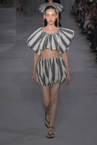 Philosophy di Lorenzo Serafini Spring 2025 Ready-To-Wear Collection at Milan Fashion Week