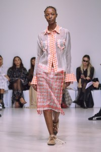 Rave Review Spring 2025 Ready-to-Wear Collection at Milan Fashion Week