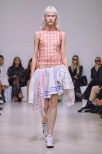 Rave Review Spring 2025 Ready-to-Wear Collection at Milan Fashion Week