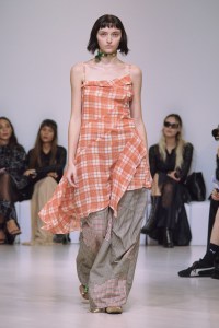 Rave Review Spring 2025 Ready-to-Wear Collection at Milan Fashion Week