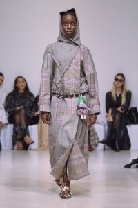 Rave Review Spring 2025 Ready-to-Wear Collection at Milan Fashion Week
