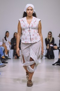 Rave Review Spring 2025 Ready-to-Wear Collection at Milan Fashion Week