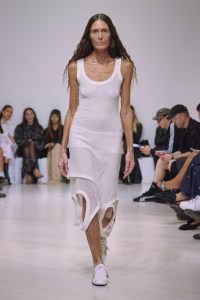 Rave Review Spring 2025 Ready-to-Wear Collection at Milan Fashion Week