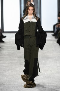 Sacai Spring 2025 Ready-to-Wear Collection at Paris Fashion Week
