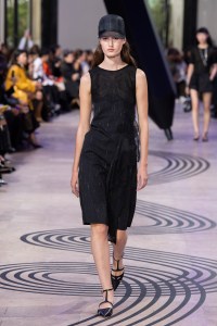 Shiatzy Chen Spring 2025 Ready-to-Wear Collection at Paris Fashion Week