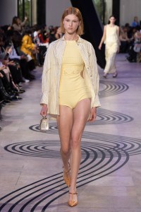 Shiatzy Chen Spring 2025 Ready-to-Wear Collection at Paris Fashion Week