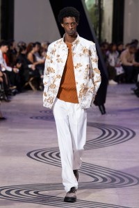 Shiatzy Chen Spring 2025 Ready-to-Wear Collection at Paris Fashion Week