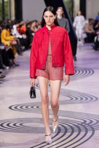 Shiatzy Chen Spring 2025 Ready-to-Wear Collection at Paris Fashion Week