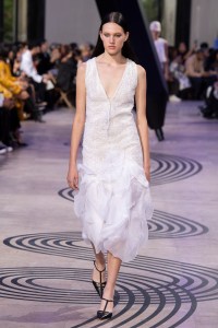 Shiatzy Chen Spring 2025 Ready-to-Wear Collection at Paris Fashion Week
