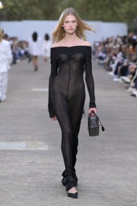 Stella McCartney Spring 2025 Ready-to-Wear Collection at Paris Fashion Week
