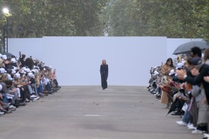 Stella McCartney Spring 2025 Ready-to-Wear Collection at Paris Fashion Week