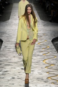 Versace Spring 2025 Ready-To-Wear Collection at Milan Fashion Week