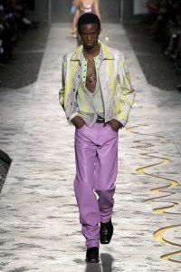 Versace Spring 2025 Ready-To-Wear Collection at Milan Fashion Week