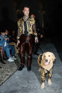 Feed at Versace at Versace Spring 2025 Ready-to-Wear Show at Milan Fashion Week