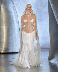 Weinsanto Spring 2025 Ready-to-Wear Collection at paris Fashion Week