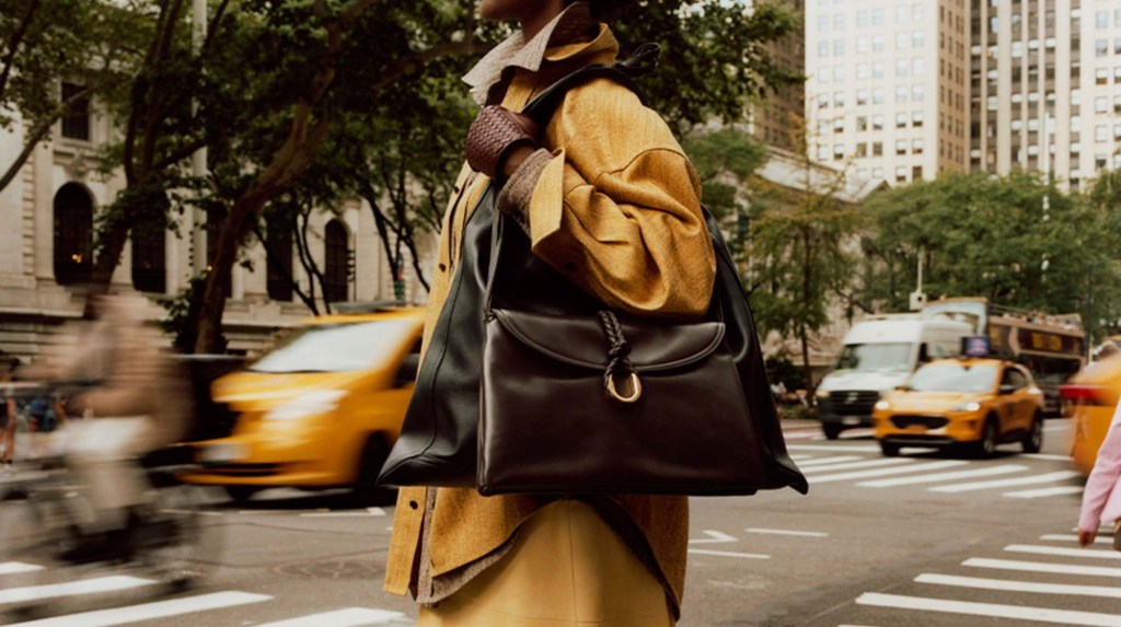 11 Fall 2024 Statement Bag Trends Youโll See Everywhere Thisย Season
