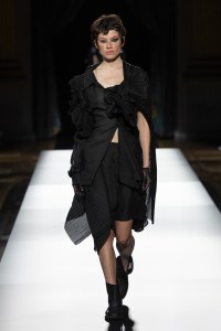 Yohji Yamamoto Spring 2025 Ready-to-Wear Collection at Paris Fashion Week