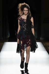 Yohji Yamamoto Spring 2025 Ready-to-Wear Collection at Paris Fashion Week