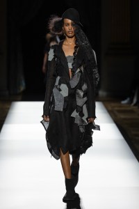 Yohji Yamamoto Spring 2025 Ready-to-Wear Collection at Paris Fashion Week
