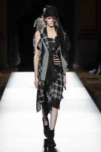 Yohji Yamamoto Spring 2025 Ready-to-Wear Collection at Paris Fashion Week